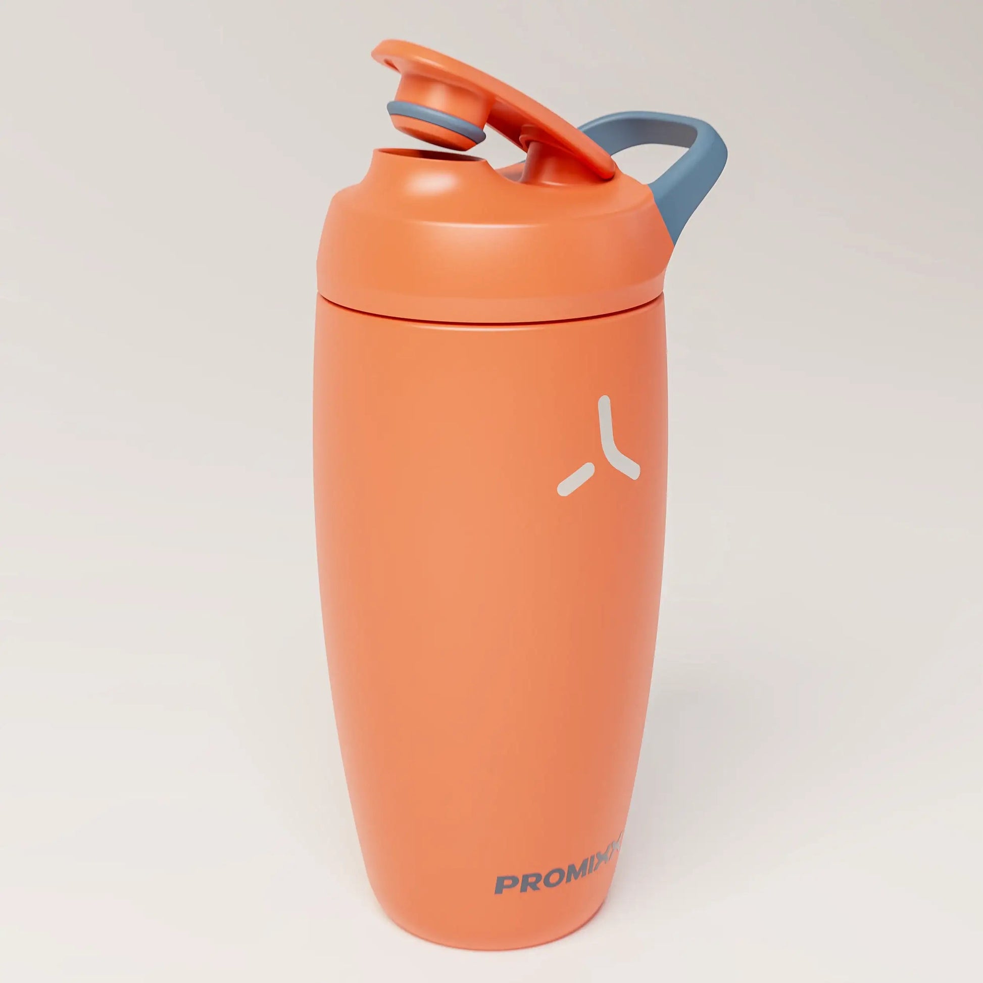 insulated-performance-shaker-bottle-j6 SHKR_18550_dwSS-S1.1_burntOrange_midnightBlue_2_3_highLeft_edit.png