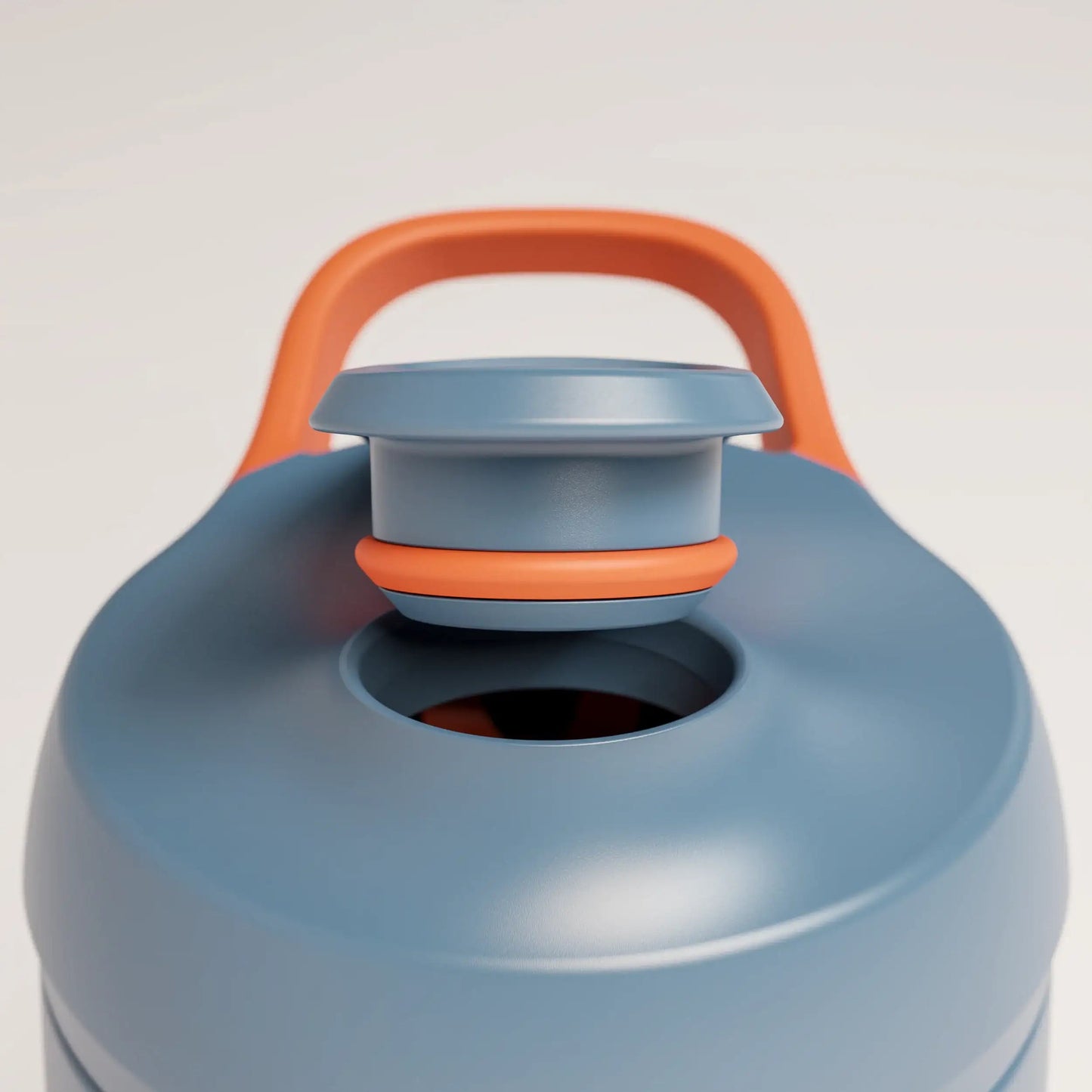 insulated-performance-shaker-bottle-j6 SHKR_18550_dwSS-S1.1_midnightBlue_burntOrange_2_2.5_MPCloop_edit.png
