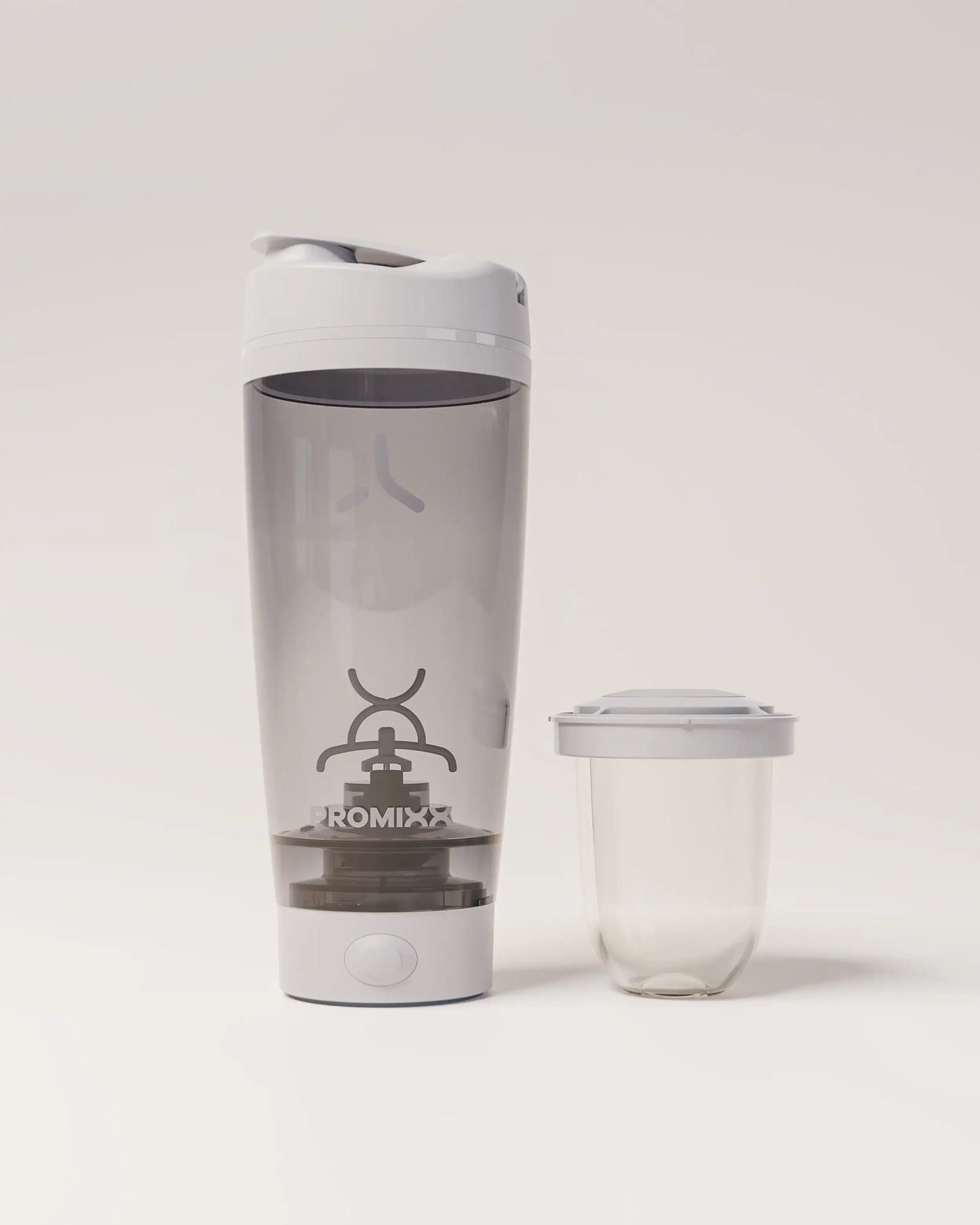 electric-shaker-bottle-g4 VM_LiPo_3.7-700_v1_coolGray_4x5_7_1_heroNutripod_EDIT.png